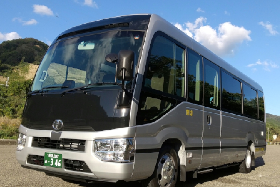 小型7列タイプ(シルバー) 外観